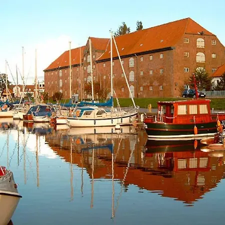 Xxl-ferienhaus - Klindthuus - Urlaub Direkt Am Hafen Feriehus *